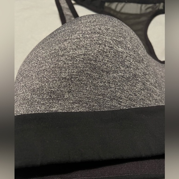 Lululemon Speed Up Bra - Picture 6 of 8